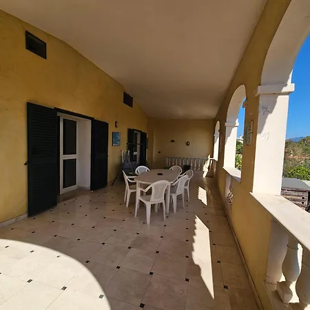 Villantoine De La Marina Di Prázdninový dům Orosei